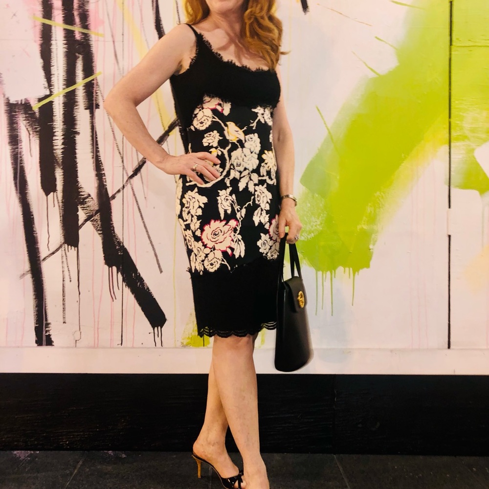 Diane Von Furstenberg : beautiful & unique dress.- LIKE NEW CONDITION